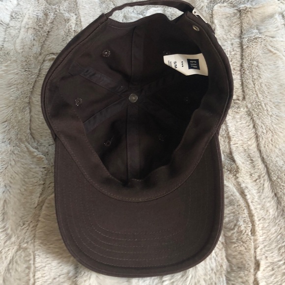 NWOT GAP Embellished Cap - Picture 4 of 5